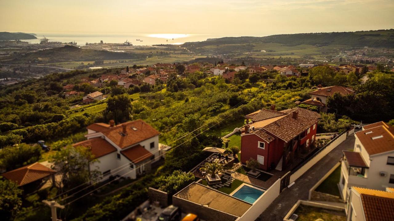 Villa Sunset Pool & Spa Apartments Згорнье-Шкофье Экстерьер фото