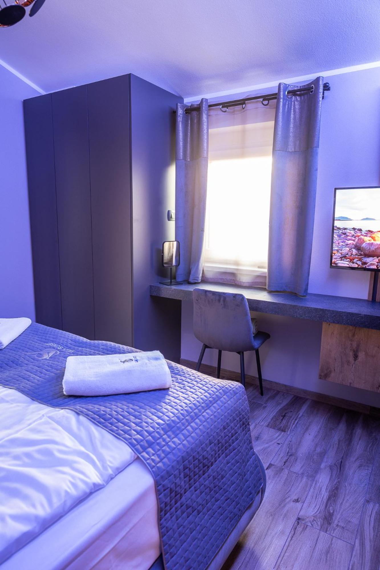 Villa Sunset Pool & Spa Apartments Згорнье-Шкофье Номер фото