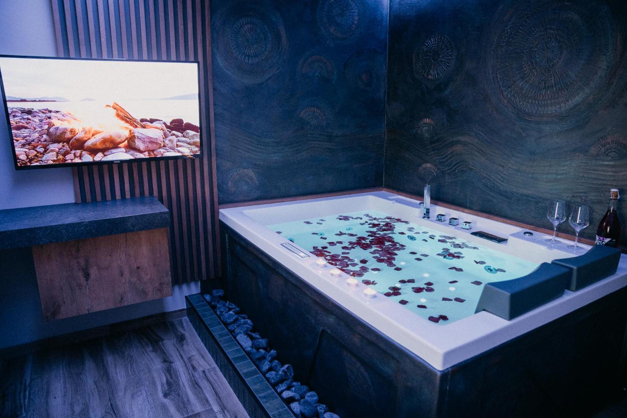 Villa Sunset Pool & Spa Apartments Згорнье-Шкофье Номер фото